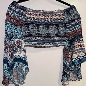 Love Tree Strapless Long Sleeve Crop Top